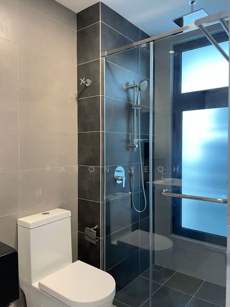 Service Residence for Rent at Sunway Belfield - Aaron Yeoh - Bathroom - PropertyGuru.com.my