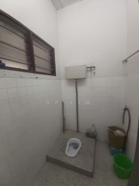 Rumah Teres 1 Tingkat untuk Dijual di Klang (Selangor) - GP Lim - Bathroom - PropertyGuru.com.my