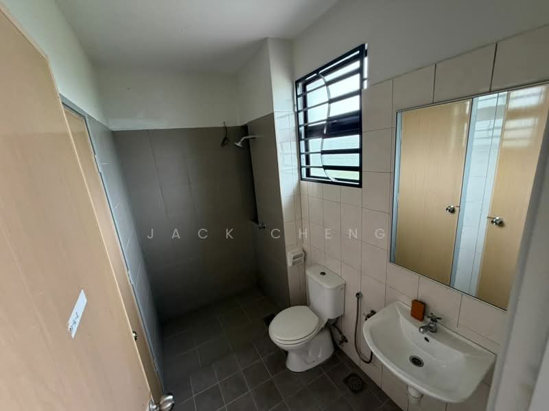 2-storey Terraced House for Sale in Bandar Tasik Puteri (Rawang) - Jack Cheng - Bathroom - PropertyGuru.com.my