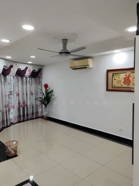 2-storey Terraced House for Sale in Taman Daya (Kepong) - Kerwin Ang - Living Room - PropertyGuru.com.my
