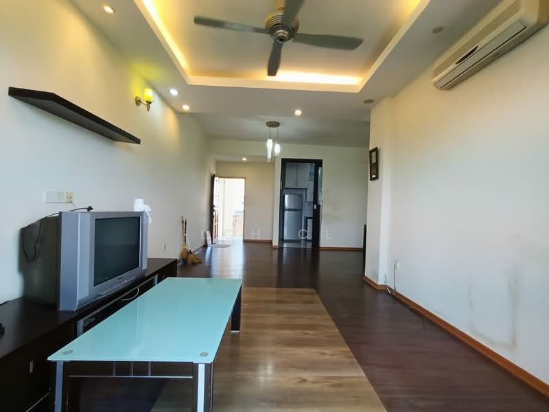 Kondominium untuk Dijual di Vistaria Condominium - Loh CL - Living Room - PropertyGuru.com.my