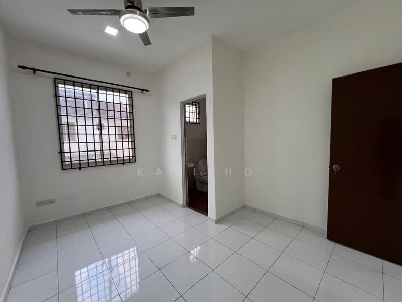 2-storey Terraced House for Rent in Taman Megah Ria (Masai) - Karl Ho - Interior - PropertyGuru.com.my