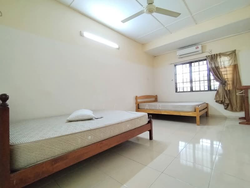 Rumah Teres 1 Tingkat untuk Disewa di Ipoh Garden (Ipoh) - Jeff Tan - Bedroom - PropertyGuru.com.my