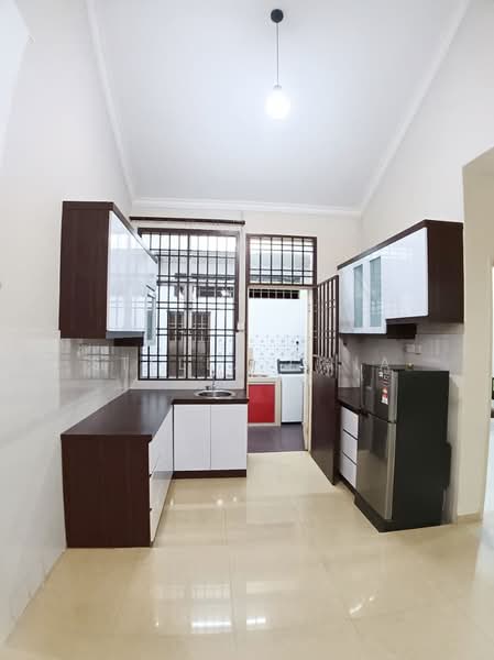 Rumah Teres 1 Tingkat untuk Disewa di Johor Bahru (Johor) - Stella Chia - Kitchen - PropertyGuru.com.my