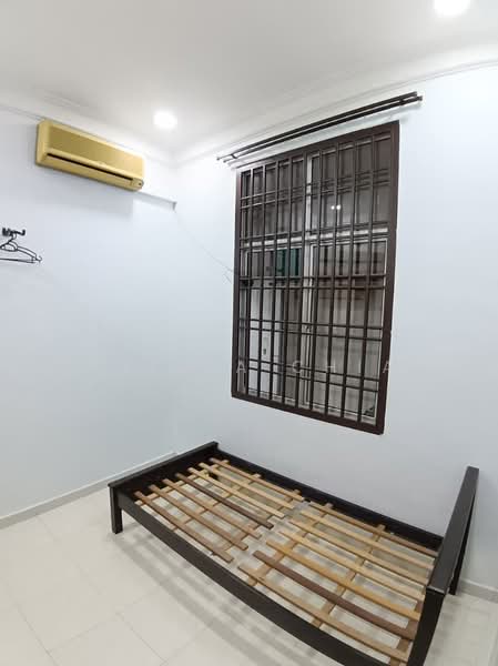 Rumah Teres 1 Tingkat untuk Disewa di Johor Bahru (Johor) - Stella Chia - Bedroom - PropertyGuru.com.my