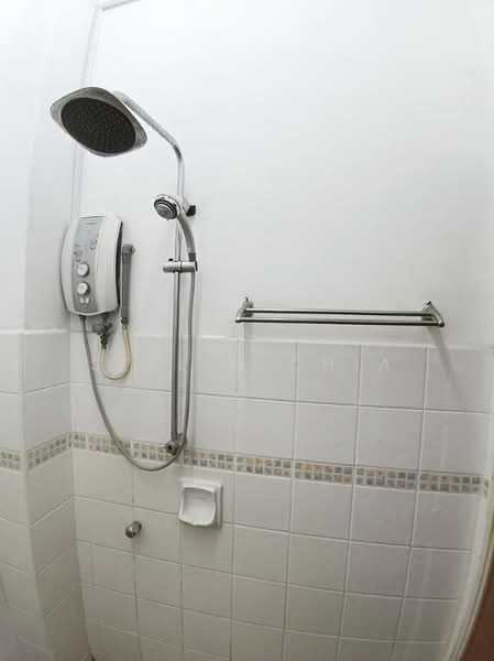 Rumah Teres 1 Tingkat untuk Disewa di Johor Bahru (Johor) - Stella Chia - Bathroom - PropertyGuru.com.my
