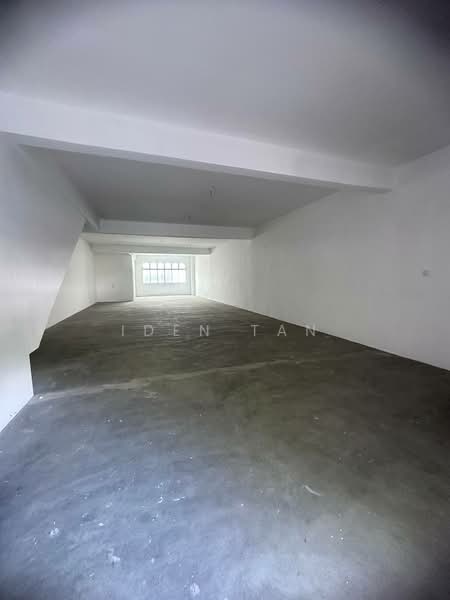 Kedai / Pejabat untuk Disewa di Kempas Utama (Tebrau) - Iden Tan - Interior - PropertyGuru.com.my