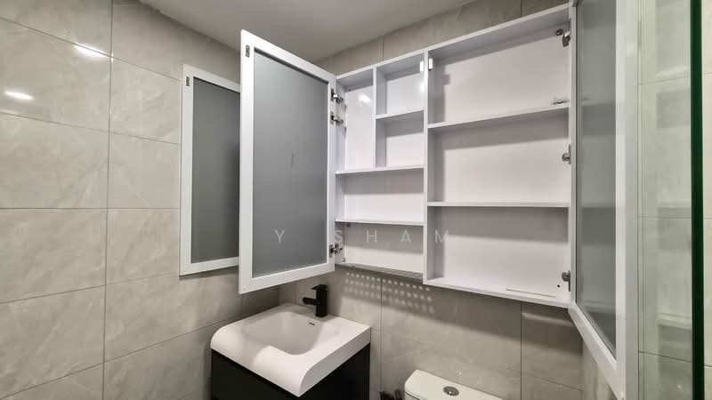 Servis Apartment untuk Disewa di Altris Residences @ The Quartz WM - HY Sham - Bathroom - PropertyGuru.com.my