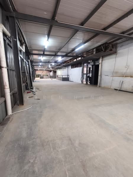 Kilang Berkembar untuk Disewa di Taman Desa Cemerlang (Ulu Tiram) - Karen Heng - PropertyGuru.com.my