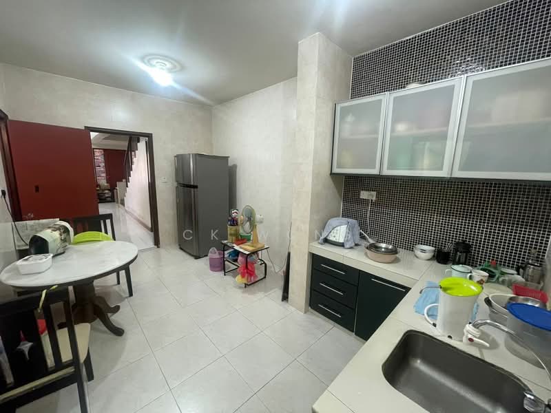2-storey Terraced House for Sale in Sunway Batu Caves (Batu Caves) - CK Wong - Kitchen - PropertyGuru.com.my