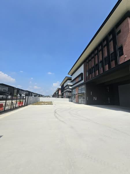 Factory for Rent in Sungai Buloh (Selangor) - Zahayati Jamaludin - Exterior - PropertyGuru.com.my