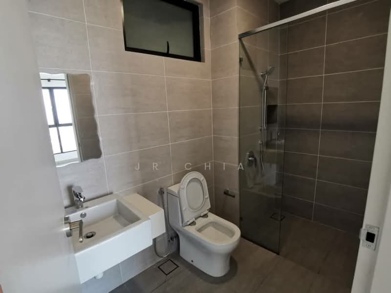 Servis Apartment untuk Disewa di Citizen @ Old Klang Road - JR Chia - Bathroom - PropertyGuru.com.my