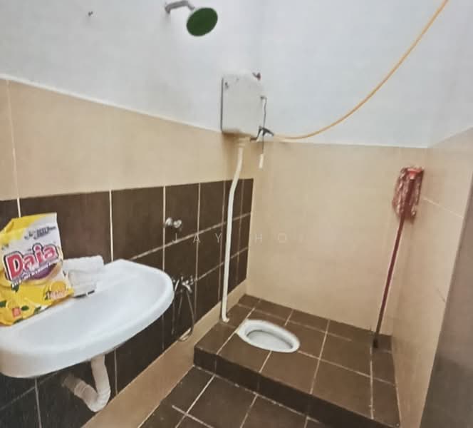 2-storey Terraced House for Rent in Kulai (Johor) - Jay Ho - Bathroom - PropertyGuru.com.my