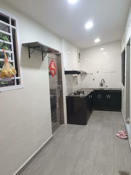 1-storey Terraced House for Rent in Taman Johor Jaya (Johor Bahru) - Dominic Chow - Kitchen - PropertyGuru.com.my