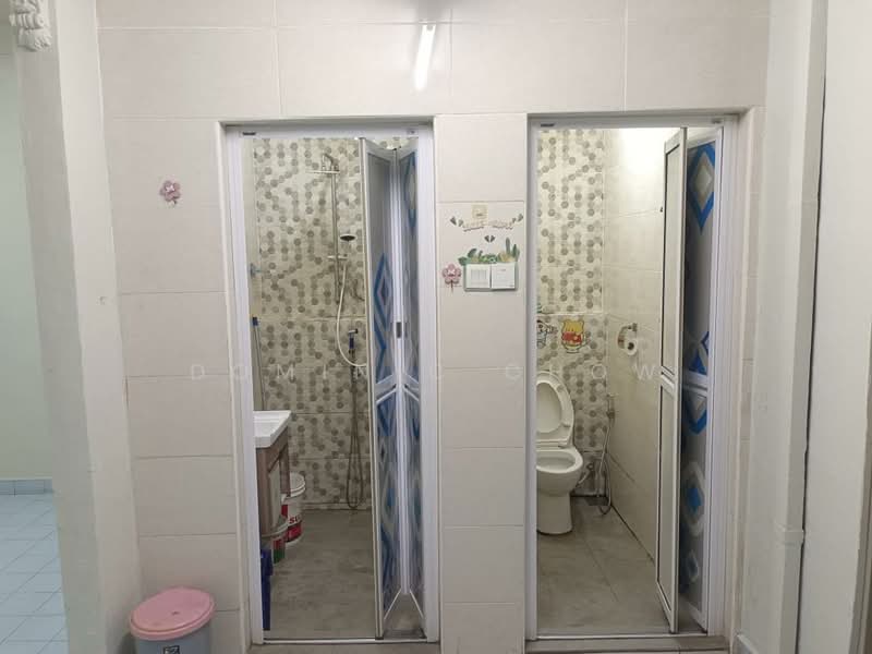 1-storey Terraced House for Rent in Taman Johor Jaya (Johor Bahru) - Dominic Chow - Bathroom - PropertyGuru.com.my