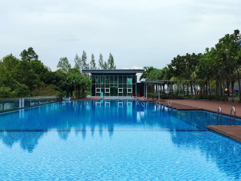 Condominium for Rent at D'Suites Akasia Horizon @ Horizon Hills - Shine Naidu - Pool - PropertyGuru.com.my