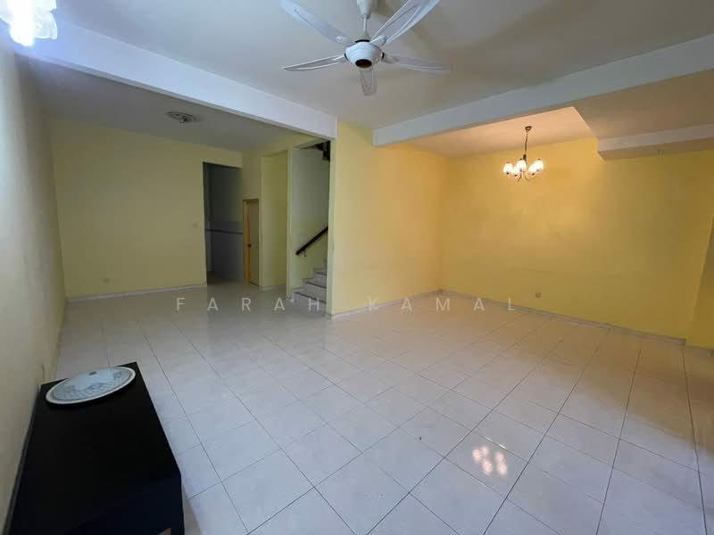 2-storey Terraced House for Sale in Seksyen 7 (Shah Alam) - Farah Kamal - PropertyGuru.com.my