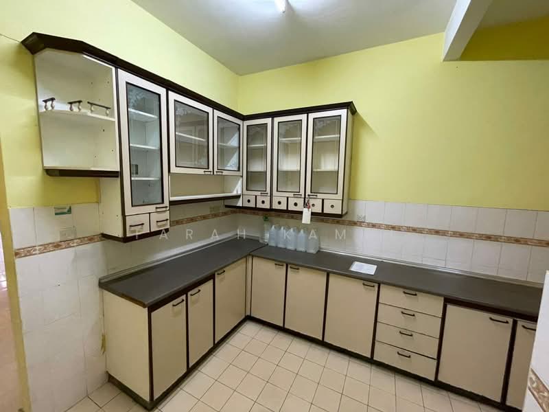 2-storey Terraced House for Sale in Seksyen 7 (Shah Alam) - Farah Kamal - PropertyGuru.com.my