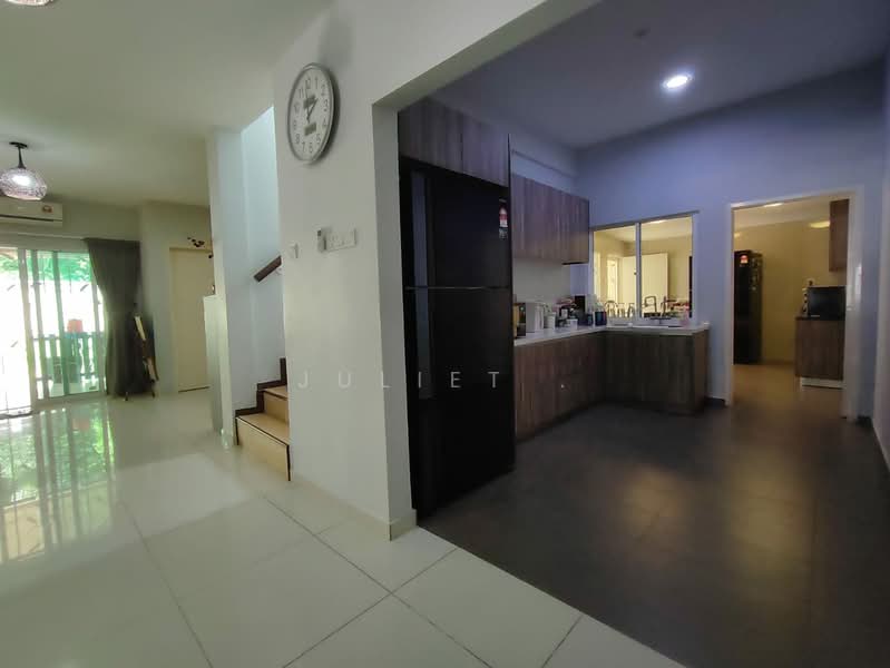 1.5-storey Terraced House for Sale in Jalan Klang Lama (Old Klang Road) (Kuala Lumpur) - Juliet . - PropertyGuru.com.my