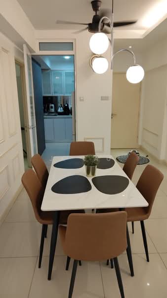 Kondominium untuk Dijual di Tiara Mutiara / The Crown - JK Lau - Dining Room - PropertyGuru.com.my
