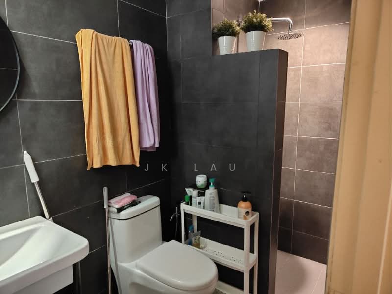 Kondominium untuk Dijual di Tiara Mutiara / The Crown - JK Lau - Bathroom - PropertyGuru.com.my