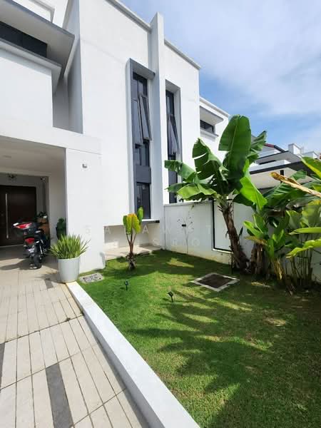 Rumah Berkembar untuk Dijual di Bukit Bandaraya (Shah Alam) - Salawati Busro - Exterior - PropertyGuru.com.my