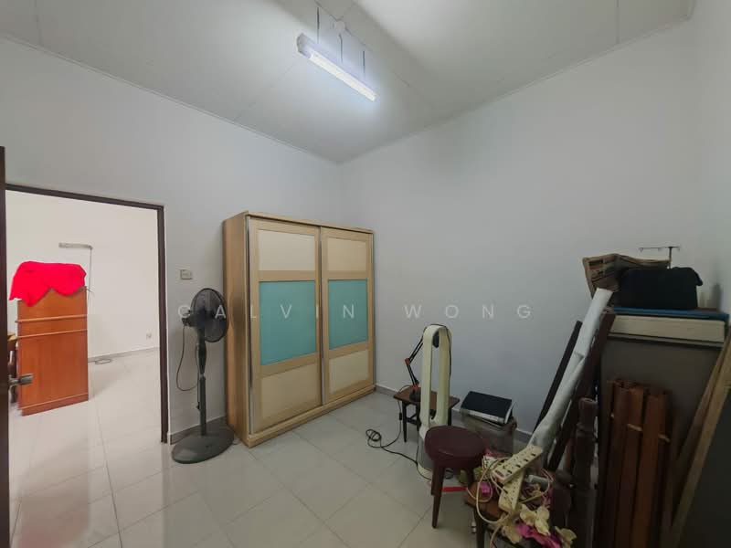 Rumah Teres 1 Tingkat untuk Disewa di Taman Pelangi (Johor Bahru) - Calvin Wong - Bedroom - PropertyGuru.com.my