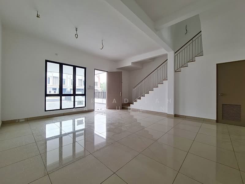 2-storey Terraced House for Sale in Alam Impian (Shah Alam) - NORFADILAH ZAINUDDIN - Living Room - PropertyGuru.com.my