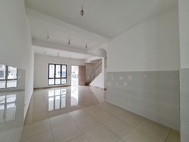 2-storey Terraced House for Sale in Alam Impian (Shah Alam) - NORFADILAH ZAINUDDIN - Living Room - PropertyGuru.com.my