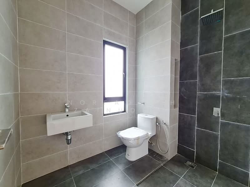 2-storey Terraced House for Sale in Alam Impian (Shah Alam) - NORFADILAH ZAINUDDIN - Bathroom - PropertyGuru.com.my