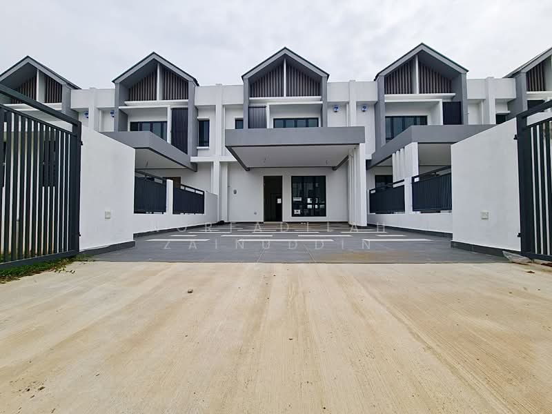 2-storey Terraced House for Sale in Alam Impian (Shah Alam) - NORFADILAH ZAINUDDIN - Exterior - PropertyGuru.com.my