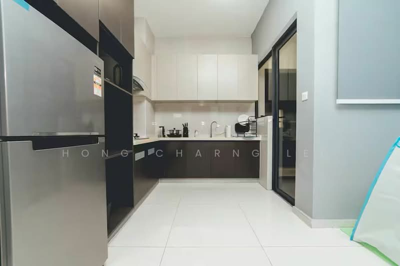 Condominium for Rent at Bay Point @ Country Garden Danga Bay - Hong Charng Lee - Kitchen - PropertyGuru.com.my