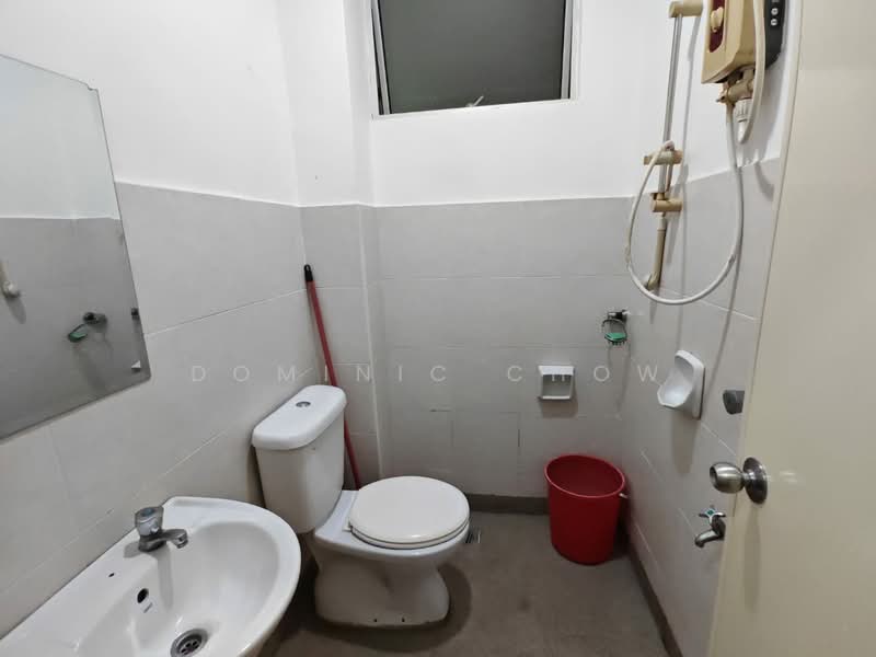 Rumah Teres 2 Tingkat untuk Disewa di Taman Mutiara Rini (Skudai) - Dominic Chow - Bathroom - PropertyGuru.com.my