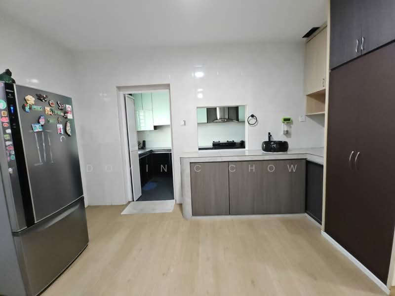 Rumah Teres 2 Tingkat untuk Disewa di Taman Mutiara Rini (Skudai) - Dominic Chow - Kitchen - PropertyGuru.com.my