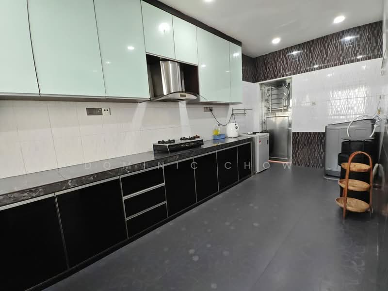 Rumah Teres 2 Tingkat untuk Disewa di Taman Mutiara Rini (Skudai) - Dominic Chow - Kitchen - PropertyGuru.com.my