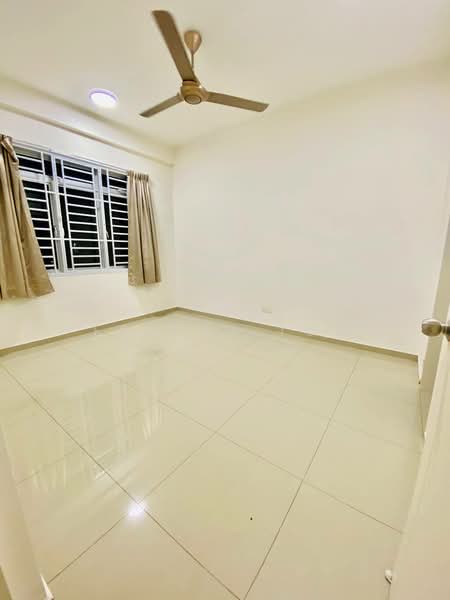 Kondominium untuk Dijual di Fairway Suites - Esther Toh - PropertyGuru.com.my