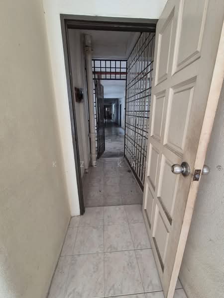 Apartment for Sale at Pangsapuri Sri Abadi - Kaze Kang - PropertyGuru.com.my