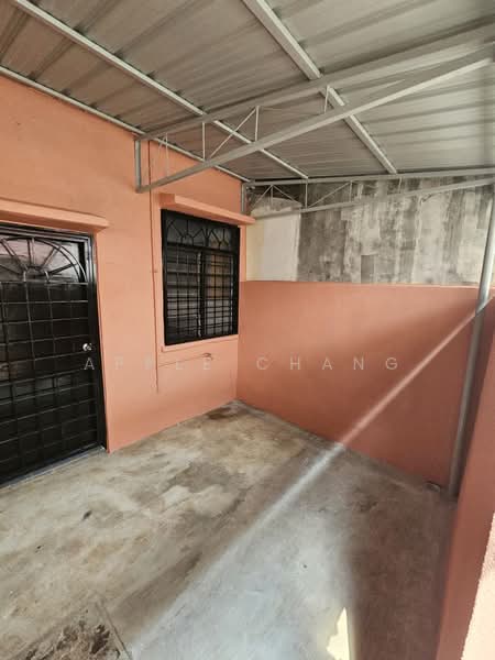 2-storey Terraced House for Rent in Usj 1 (Subang Jaya) - Apple Chang - Exterior - PropertyGuru.com.my