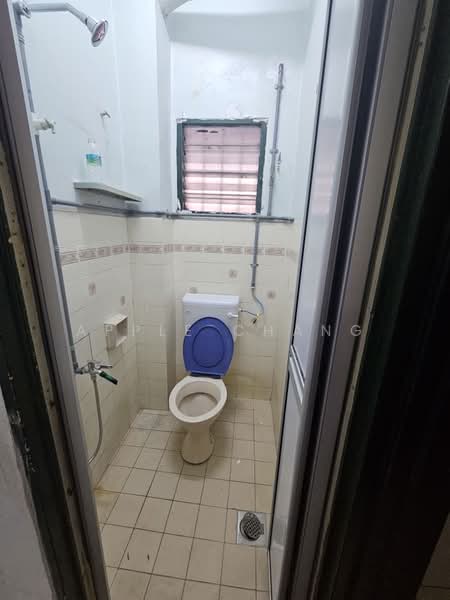 2-storey Terraced House for Rent in Usj 1 (Subang Jaya) - Apple Chang - Bathroom - PropertyGuru.com.my
