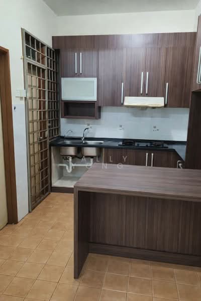 Rumah Teres 2 Tingkat untuk Disewa di Setia Impian (Setia Alam) - Sally Yong - Kitchen - PropertyGuru.com.my