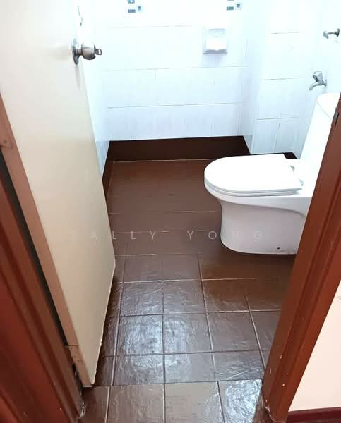 Rumah Teres 2 Tingkat untuk Disewa di Setia Impian (Setia Alam) - Sally Yong - Bathroom - PropertyGuru.com.my