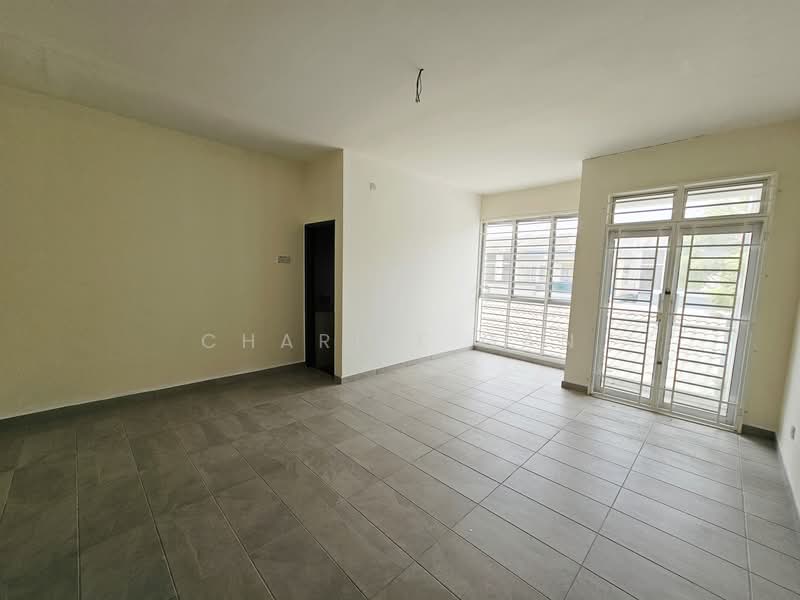 Rumah Teres 2 Tingkat untuk Dijual di Seksyen 33 (Shah Alam) - Charlie Gan - PropertyGuru.com.my