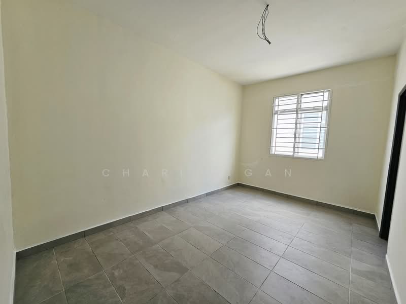 Rumah Teres 2 Tingkat untuk Dijual di Seksyen 33 (Shah Alam) - Charlie Gan - PropertyGuru.com.my