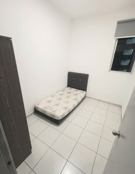 Service Residence for Sale at The Zizz @ Damansara North - JK Leong - Bedroom - PropertyGuru.com.my