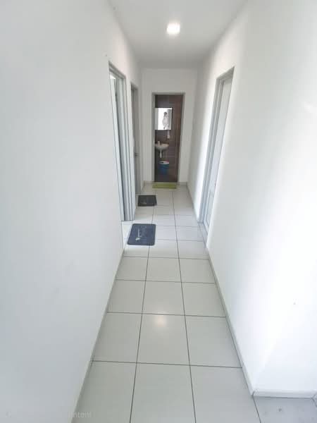 Service Residence for Sale at The Zizz @ Damansara North - JK Leong - Corridor - PropertyGuru.com.my