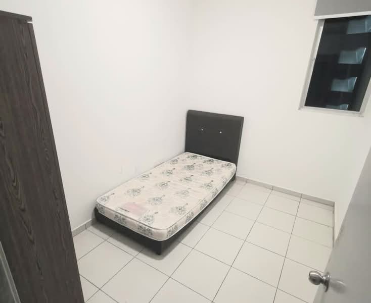 Service Residence for Sale at The Zizz @ Damansara North - JK Leong - Bedroom - PropertyGuru.com.my