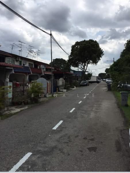 Rumah Teres untuk Disewa di Taman Damai Jaya (Skudai) - Elena Lye - PropertyGuru.com.my