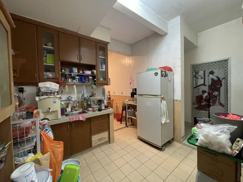 Rumah Teres 2 Tingkat untuk Dijual di Taman Lagenda Mas (Cheras) - Denice Ng - Kitchen - PropertyGuru.com.my