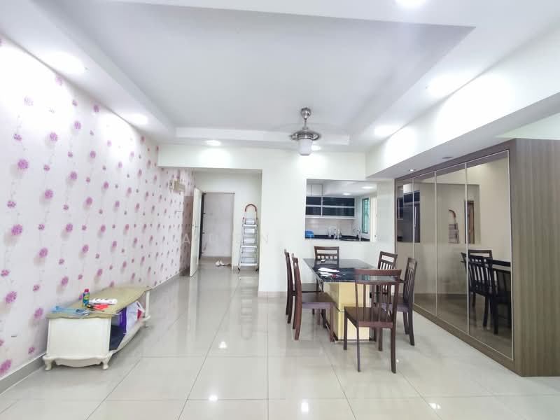 Servis Apartment untuk Disewa di D'Alamanda - Aden Tai - Living Room - PropertyGuru.com.my