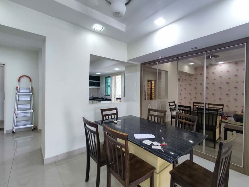 Servis Apartment untuk Disewa di D'Alamanda - Aden Tai - PropertyGuru.com.my